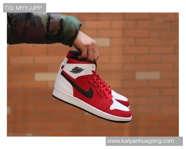 以足球球星挂饰点亮青春激情打造独具个性的运动风格饰品