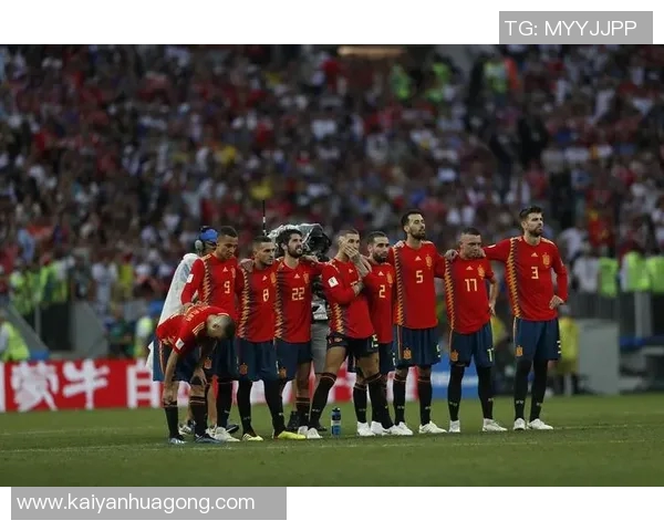 属鸡足球巨星的辉煌生涯与绿茵场上的非凡时刻